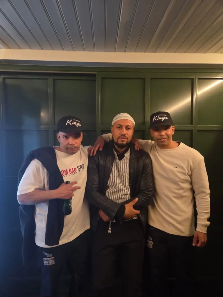 AFC gästar Petter på Mosebacke – Ramo och Thabo tillsammans med Michel Dida