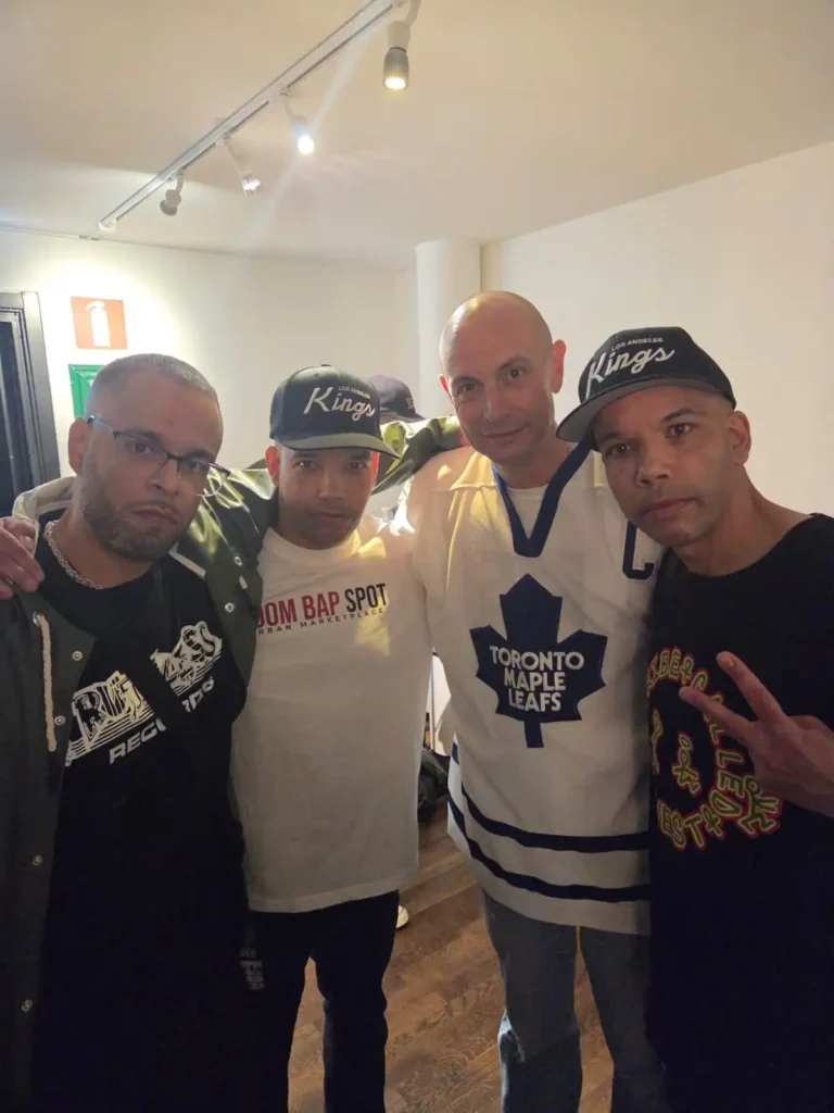 CG, Ramo, Petter och Thabo från AFC i logen – ikoner inom svensk hiphop