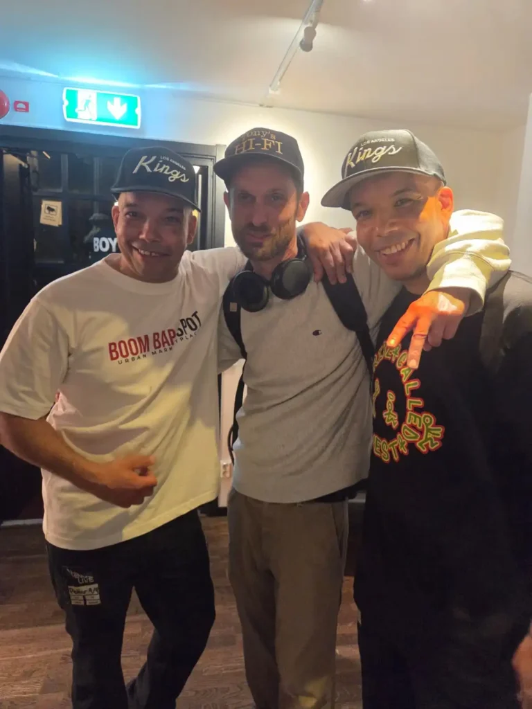 AFC gästar Petter – Ramo, Eye N' I och Thabo i logen på Mosebacke