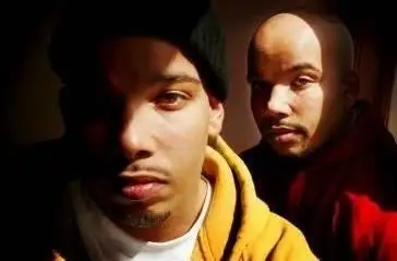 Pressbild på hiphopduon AFC tagen av TT Spectra inför releasen av Medlemskort - Boom Bap Spot